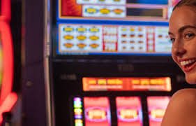 Daftar provider permainan slot terkemuka yang tersedia di XR88 seperti Pragmatic Play, PG Soft, dan NetEnt